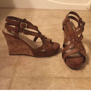 leather Chinese Laundry wedge w cork heel